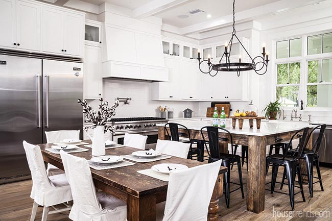 Kitchen & Dining