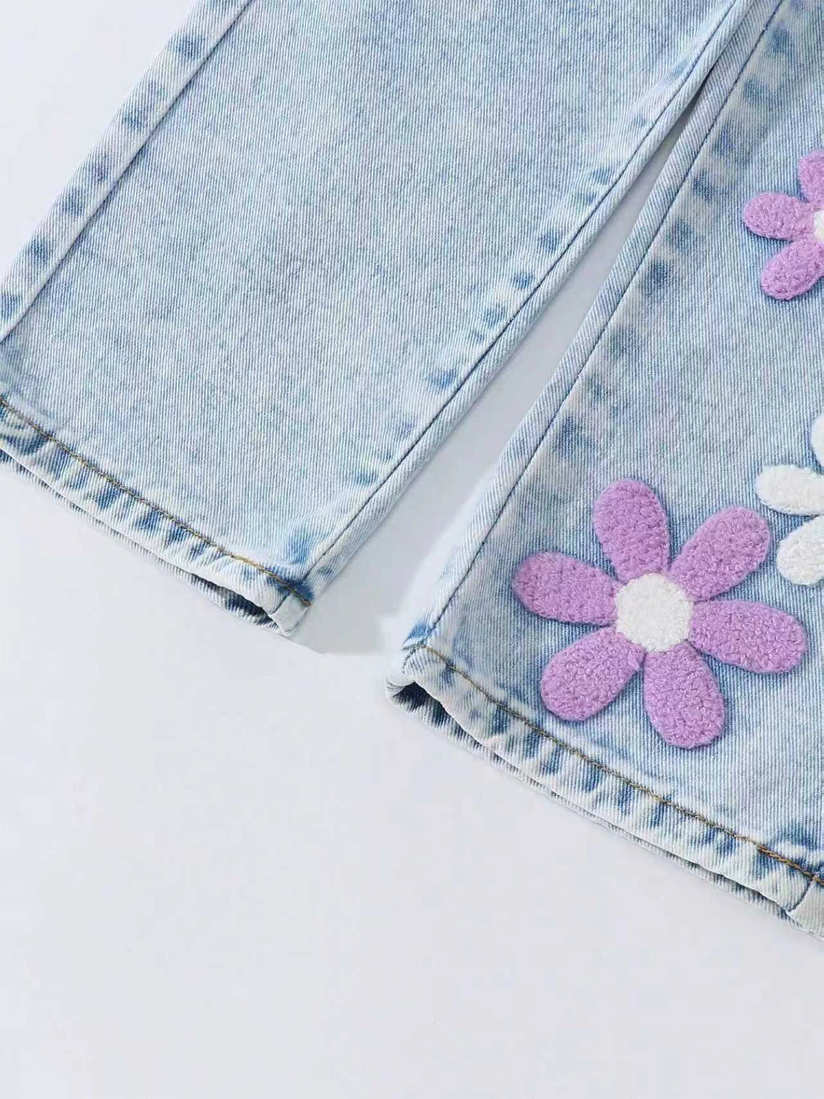 Girls' Floral-Printed Towel-Stitch Denim Jeans Trendy Loose Waist Design Versatile Casual Pants for Kids. Full Elastic Waistband