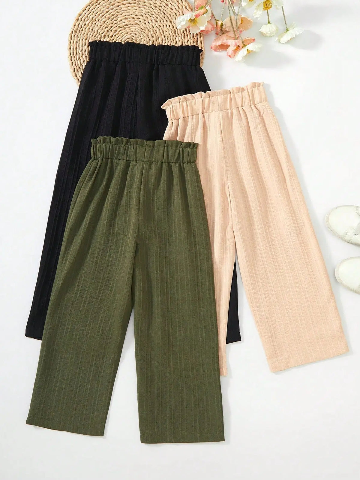3-Piece Set: A collection of casual, comfortable wide-leg pants designed exclusively for girls—perfectly suited for stylish spri